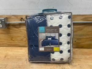URBAN HABITAT 5 Piece Duvet Cover Set- Twin  Twin XL