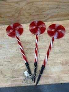 ALPINE CORPORATION Set of 3- Candy Cane Pathway LED Decorative Lights