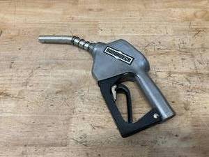 ROUGHNECK Automatic Shutoff Fuel Nozzle - 34in. Inlet Port, 1316 O.D. Spout, 7-12 GPM