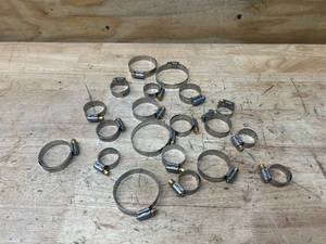 BREEZE USA Lot of 20- Various Sized Hose Clamps