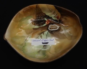 lot 23 image: VINTAGENIPPON BOWLS LOT OF 2 HANDPAINTED