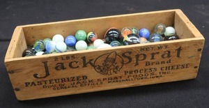 lot 42 image: JACK SPRAT WOODEN CHEESE HOLDER WITH MARBLES