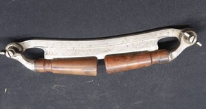 lot 49 image: RARE FOLDABLE DRAW KNIFE