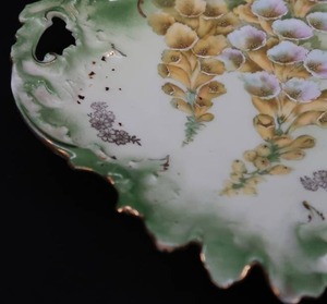 lot 50 image: VINTAGEPOSSIBLE ANTIQUE GERMAN SERVING DISH HAND PAINTED