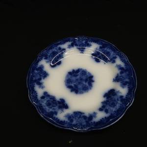lot 56 image: VINTAGE FLOW BLUE PLATE