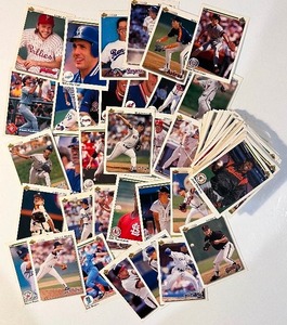 lot 16 image: Lot of 90-93 UpperDeck MLB Baseball Cards