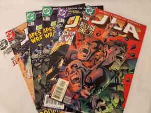 lot 213 image: DC Justice League of America #s 54, 92, 92, 93, 99, 100