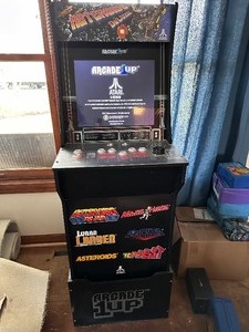 lot 50 image: Arcade 1 Up Model 6640 Atari 6-in-1 Gaming Console on Stand Includes Asteroids Deluxe, Major Havoc, Lunar Lander, Gravitar, Asteroids, Tempest