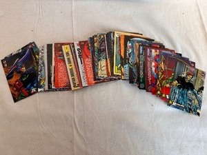 lot 77 image: Variety of 1994 Marvel Cards