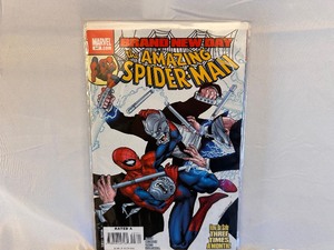 lot 127 image: Marvel The Amazing Spider-Man - Brand New Day #547, #549, #550, #554, & #555 Comic Books