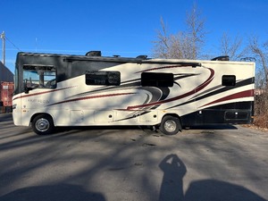 2017 Forest River Georgetown 335