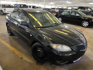 lot 12 image: 2004 Mazda 3i