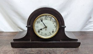 lot 10 image: Old Seth Thomas Mantle Clock