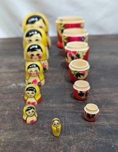 lot 15 image: Nesting Babusa Dolls