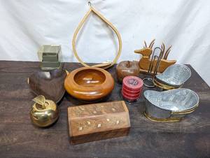 lot 36 image: Collection of Dcor