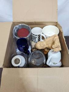 lot 100 image: Collection Of Dcor And More