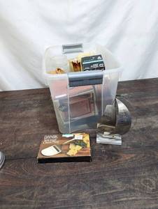 lot 110 image: Collection Of Household Dcor