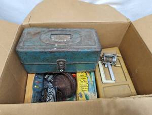 lot 163 image: Collection Of Fishing Items