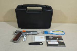 lot 8 image: Unfired Kimber Target Stainless 10mm Semi-Auto Pistol