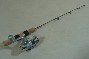 lot 28 image: Croxton Ice Fishing Rod with Reel