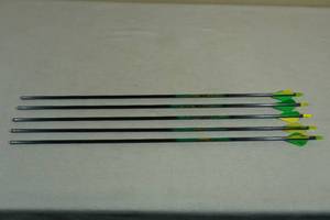 lot 59 image: Cabelas Stalker Xtreme Carbon Arrows