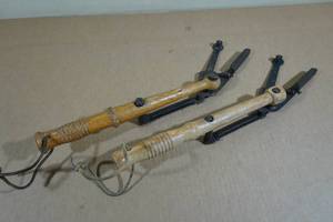 lot 62 image: 2 Antique Hand Pigeon Throwers