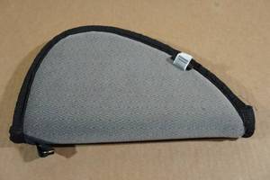 lot 65 image: ACE Soft Revolver Case
