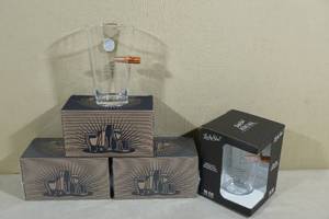 lot 75 image: 4 Pint Glasses with Embedded Bullets - 2nd21st Amendment