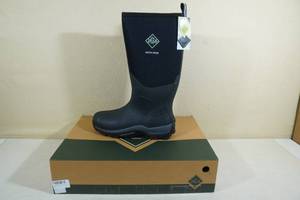 lot 85 image: Muck Arctic Sport Boots - Mens 15