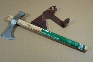 lot 106 image: CRKT Woods Chogan Tomahawk