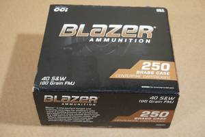 lot 136 image: 250 CCI Blazer .40 S&W 180 Gr FMJ Ammo