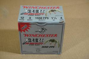 lot 191 image: 25 Winchester Xpert 12 Gauge 3 Steel 4 Shot Shotshells