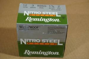 lot 192 image: 25 Remington Nitro Steel 12 Gauge Magnum 3 Steel 2 Shot Shotshells