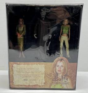 2005 BUFFY THE VAMPIRE SLAYER Limited Edition 4,3585,000 Book Of Vengeance &amp Action Figures (NIB)