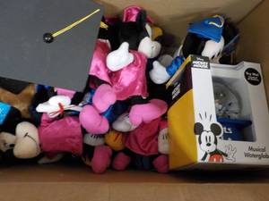 lot 12 image: Box of New Overstocks