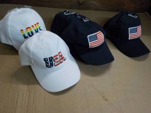 lot 43 image: 10 Stars and Stripes Hats