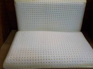 lot 63 image: 2 x 27 x 15 Foam Pillows...