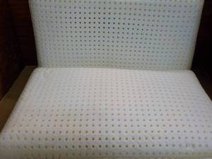 lot 67 image: 2 x 27 x 15 Foam Pillows...