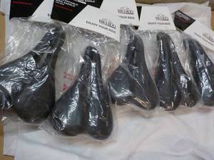 lot 91 image: 5 Bikeroo Bike Saddles For Men...