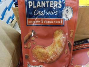 lot 206 image: 12 x 5 oz Bags Planters Cashews Cinnamon and Brown Sugar best date 092023
