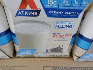 lot 224 image: 3 packs 4 x 11 oz Bottles Atkins Creamy Vanilla Shakes Best by 11112023