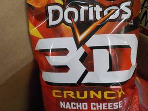lot 248 image: 8 x 7 14 oz bags Doritos 3D Crunch Nacho Cheese Snacks past best date