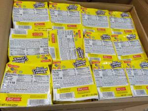 lot 259 image: 96 x 1 oz Bowls Malt O Meal Berry Colossal Crunch Cereal past best date
