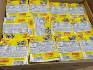 lot 260 image: 96 x 1 oz Bowls Malt O Meal Berry Colossal Crunch Cereal past best date