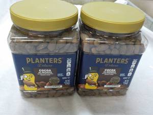 lot 289 image: 2 x 2 lb. 5 oz Bags Planters Cocoa Almonds