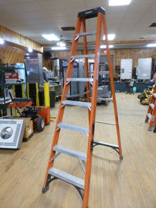 Husky 8 Ladder