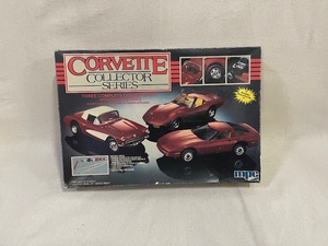 lot 56 image: Lot of 3 model cars - OPENED BOX