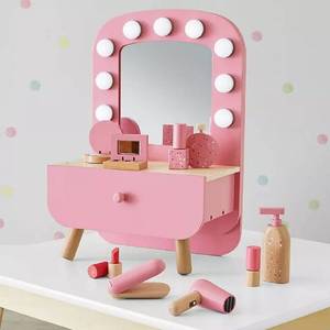lot 17 image: Members Mark Kids Mid-Century Modern Tabletop Vanity, Pink