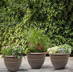 lot 107 image: Southern Patio 14.5 Hudson Planters, 3 Pack