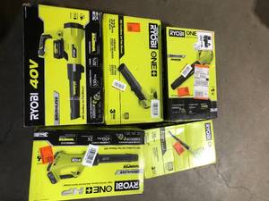 Lot of assorted Ryobi Blowers customer returns review pictures
